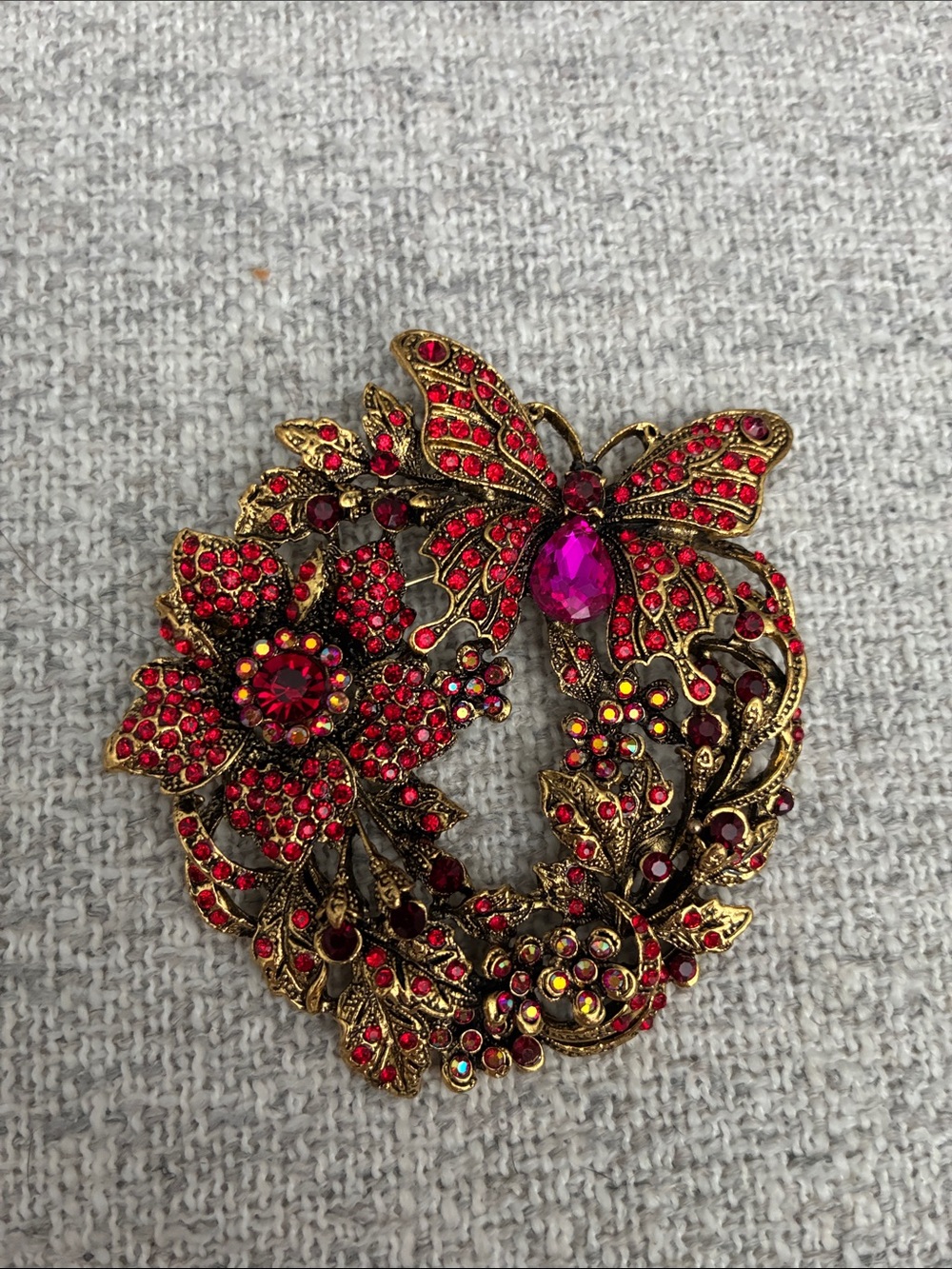 Vintage-Inspired Gold Tone Red Crystal Butterfly Floral Brooch
